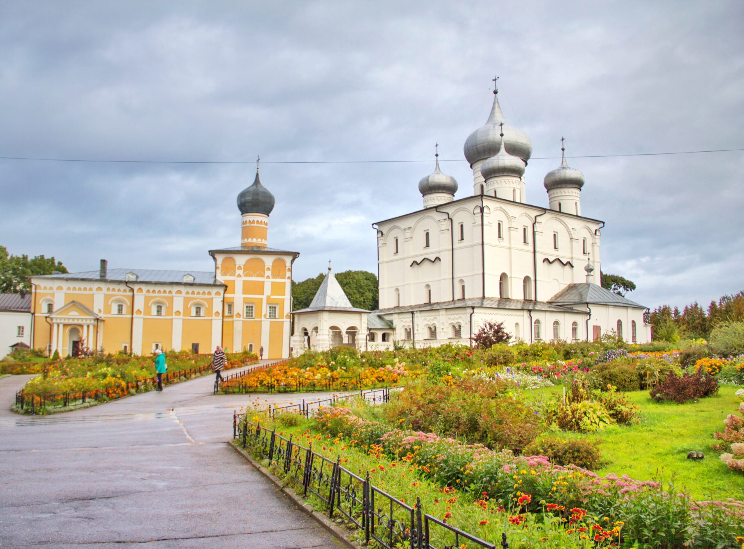 Великий Новгород, Псков, Изборск, Печоры и 3 крепости