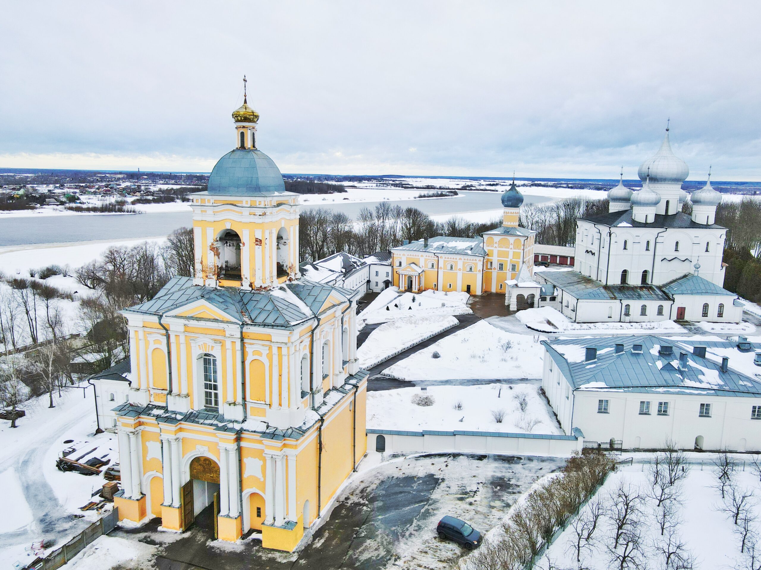 Новый Год по-новгородски: блистательная программа в Амакс Отеле